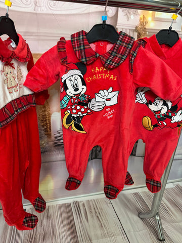 Disney tutina ciniglia neonata