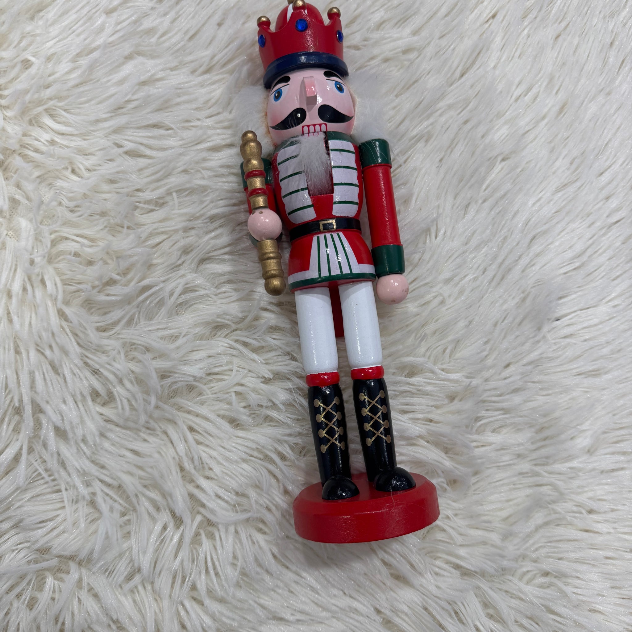 Schiaccianoci soldato in legno