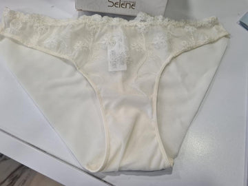 Selene slip