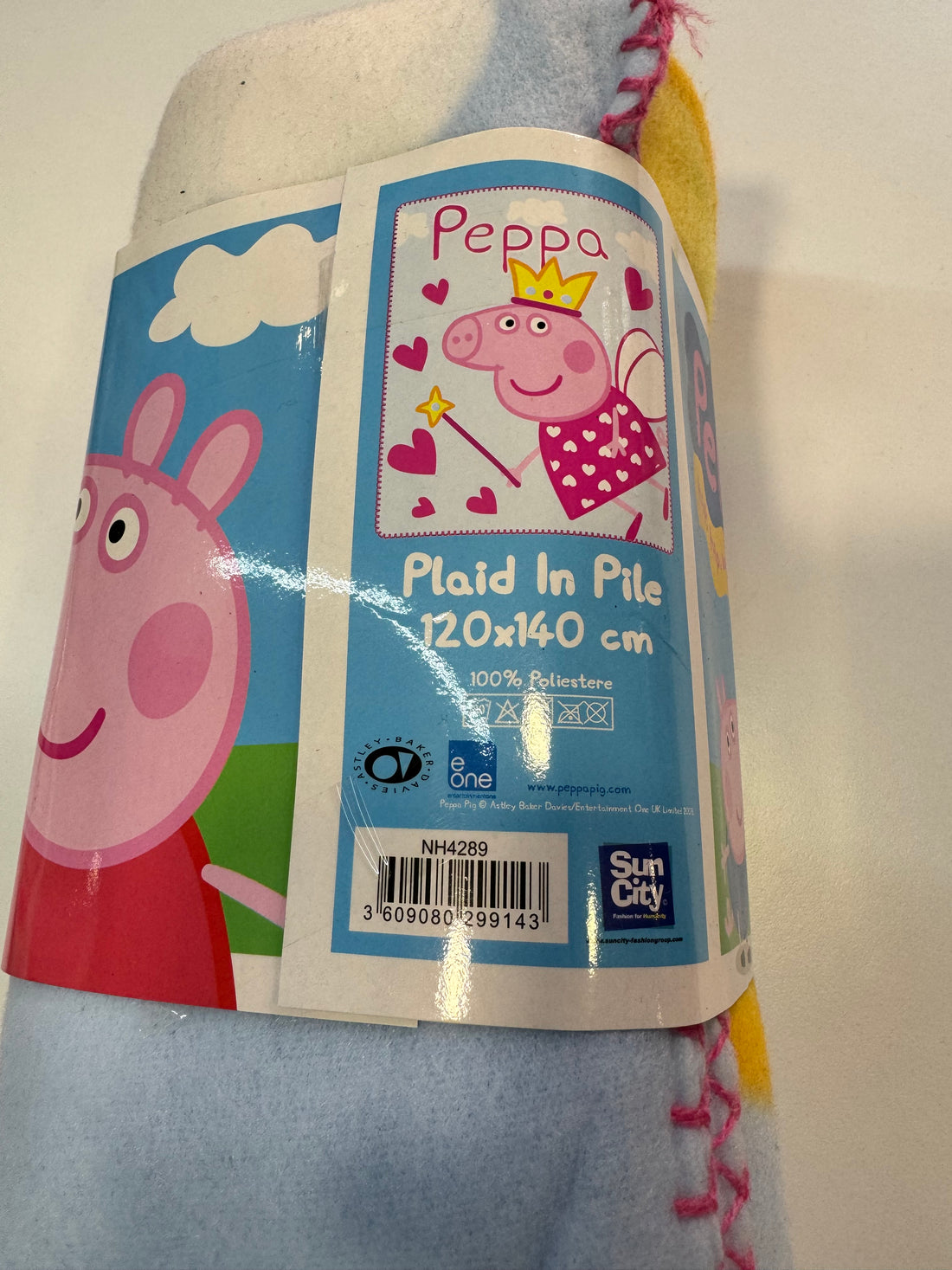 Peppa pig plaid in pile