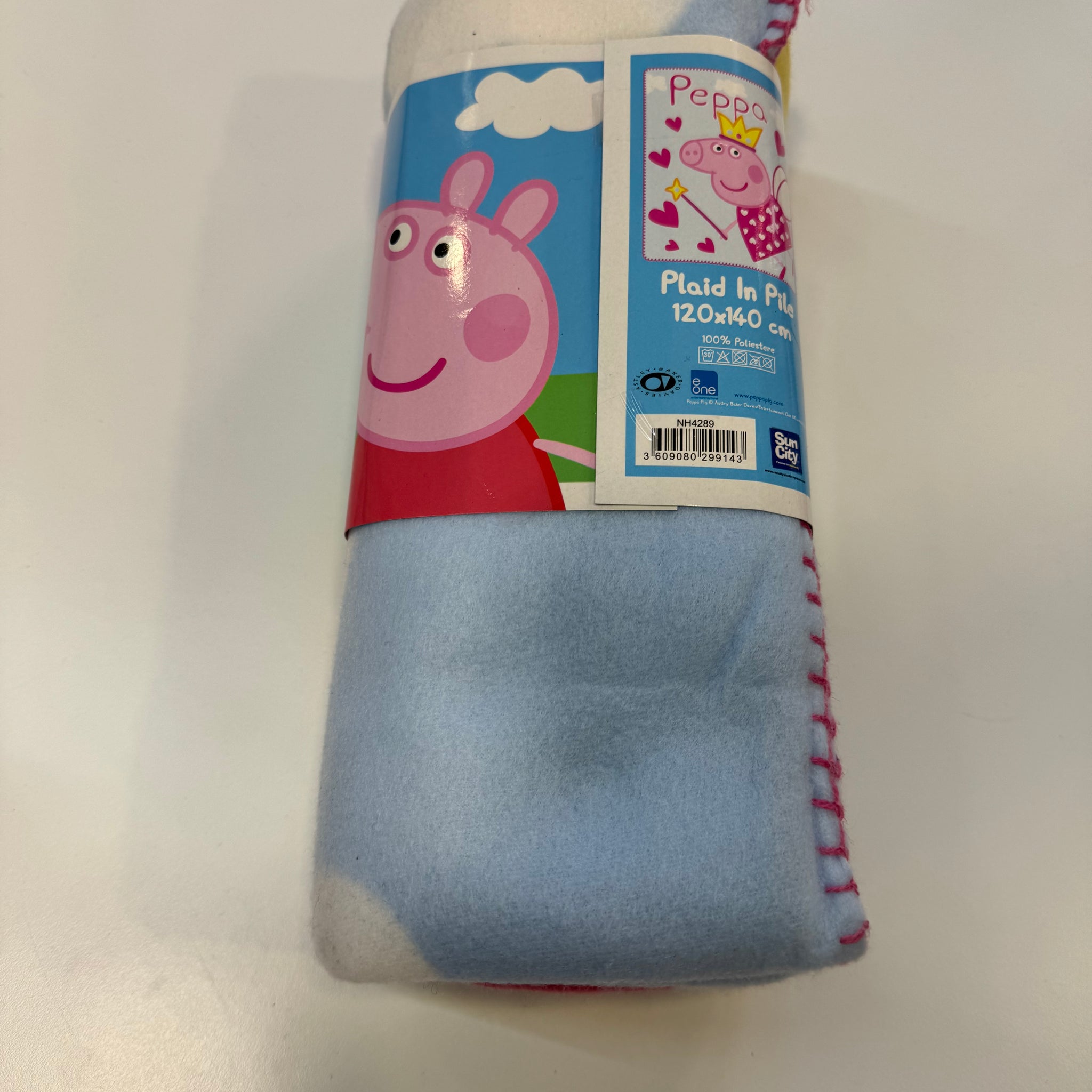 Peppa pig plaid in pile