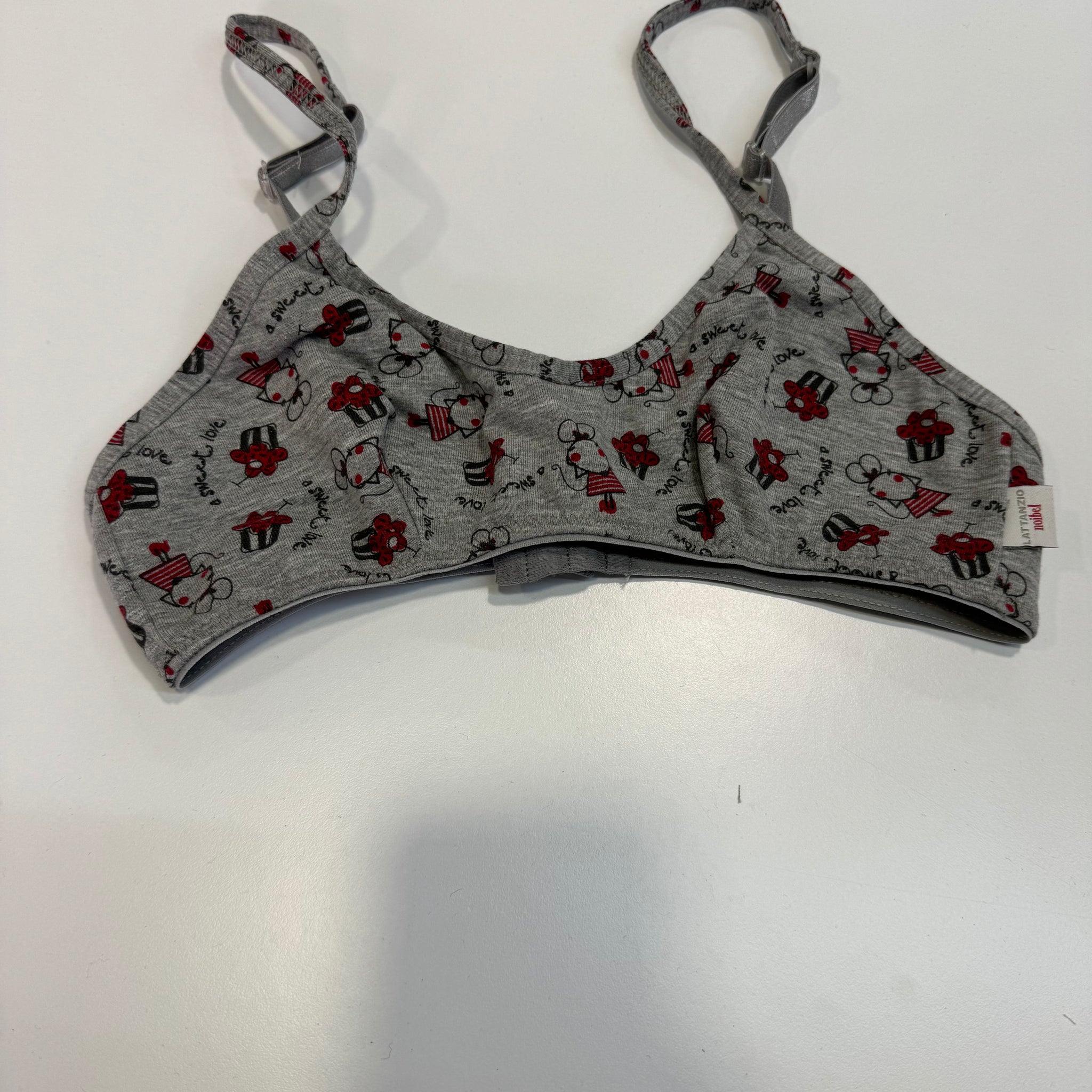 Lattanzio reggiseno ragazza